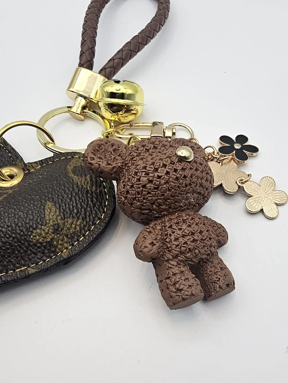 N/A upcycled leather